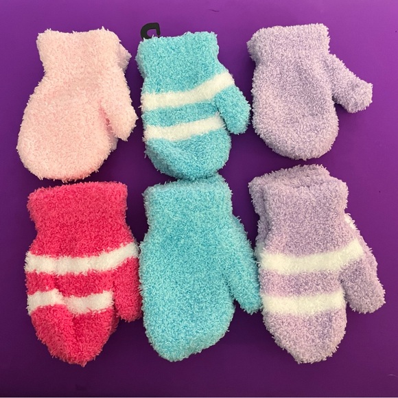 Adorable youth mittens. Red, gray, orange, lavender, white in these 6 pair. NWT. - Picture 8 of 8